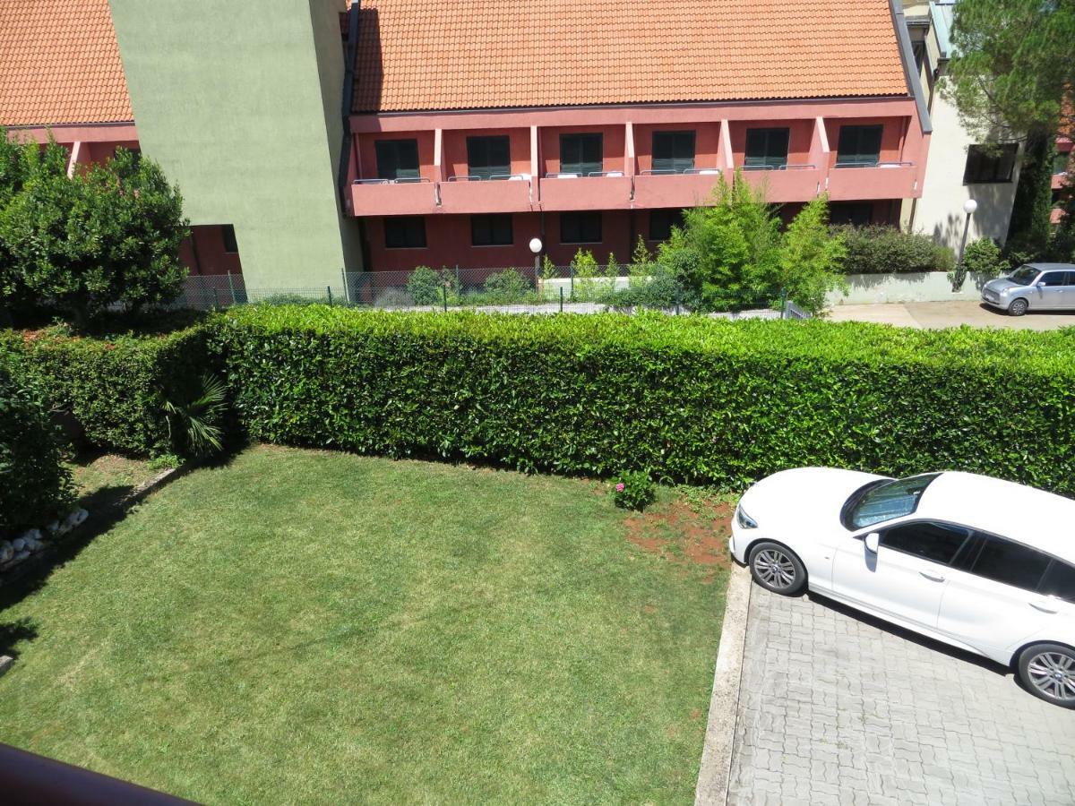 Apartment Sara Njivice Ngoại thất bức ảnh